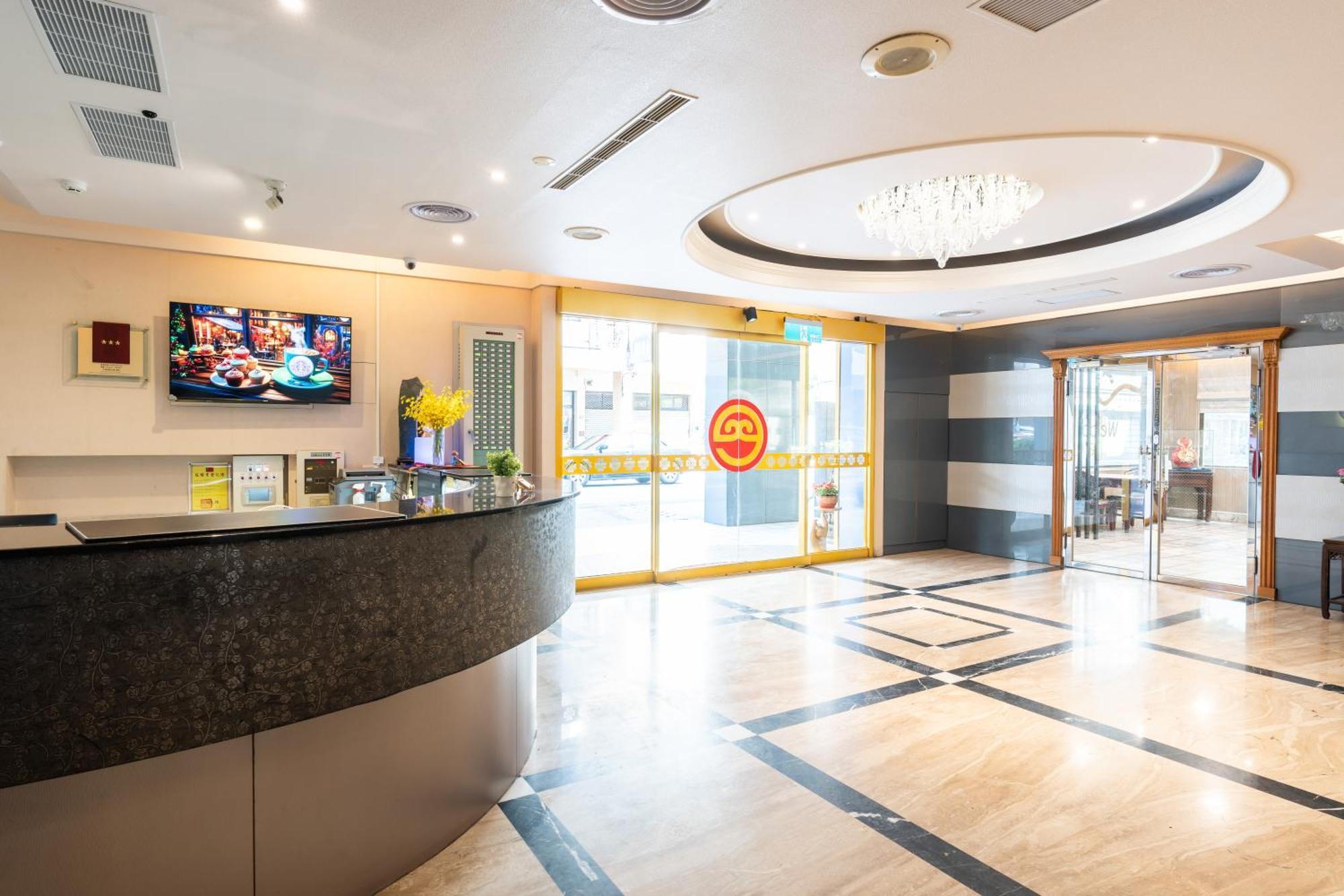 Etung Hotel Taichung Buitenkant foto