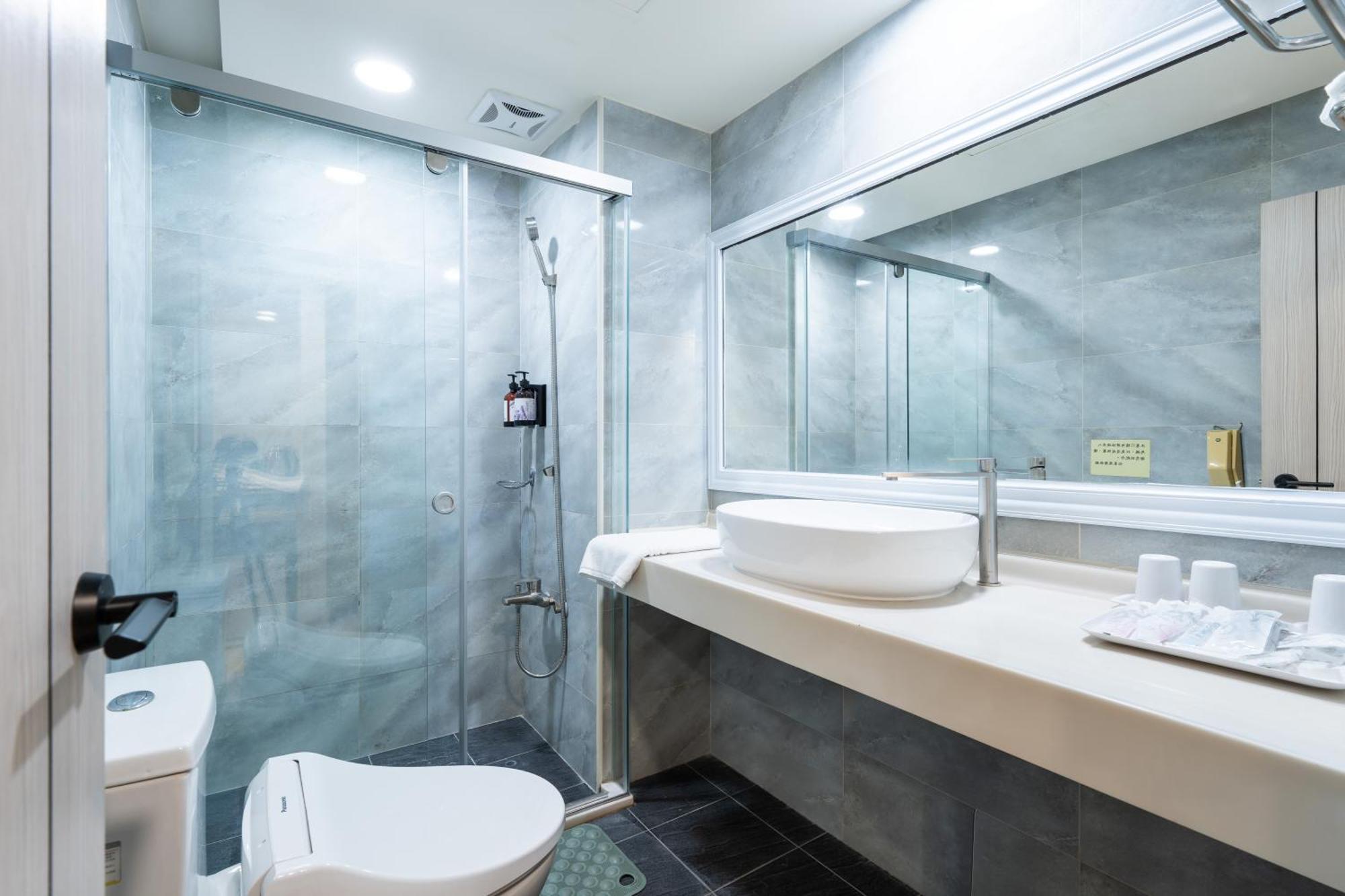 Etung Hotel Taichung Buitenkant foto
